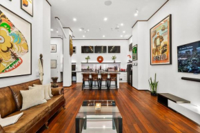 Vibrant City Oasis 1BR Apt w Gym Pool and Parking